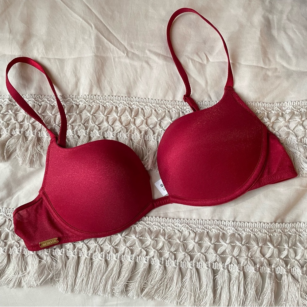 Elegant Red Women's Bra